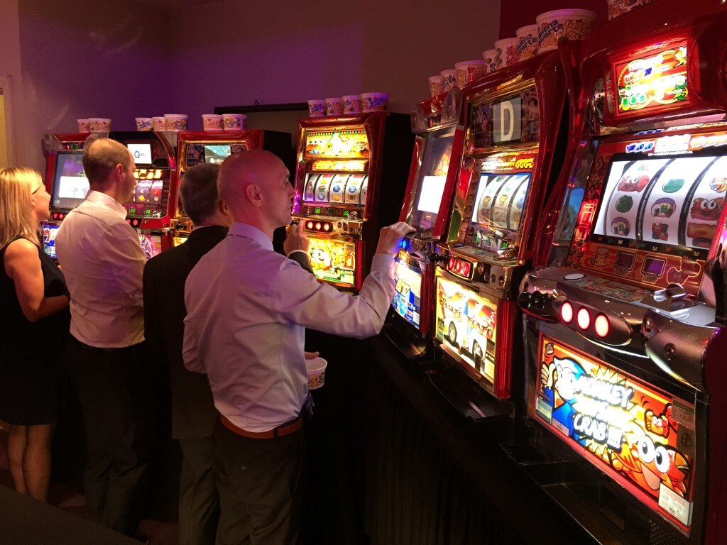 Slotmachines huren en gokkasten huren voor feest bij casinohuren.nl